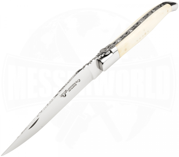 Laguiole Messer mit einer Knochenbeschalung und verzierter Klinge und Feder